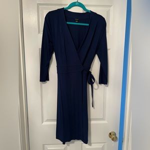 Ann Taylor Sheath V-Neck Wrap Dress in Cobalt Blue- Size 4